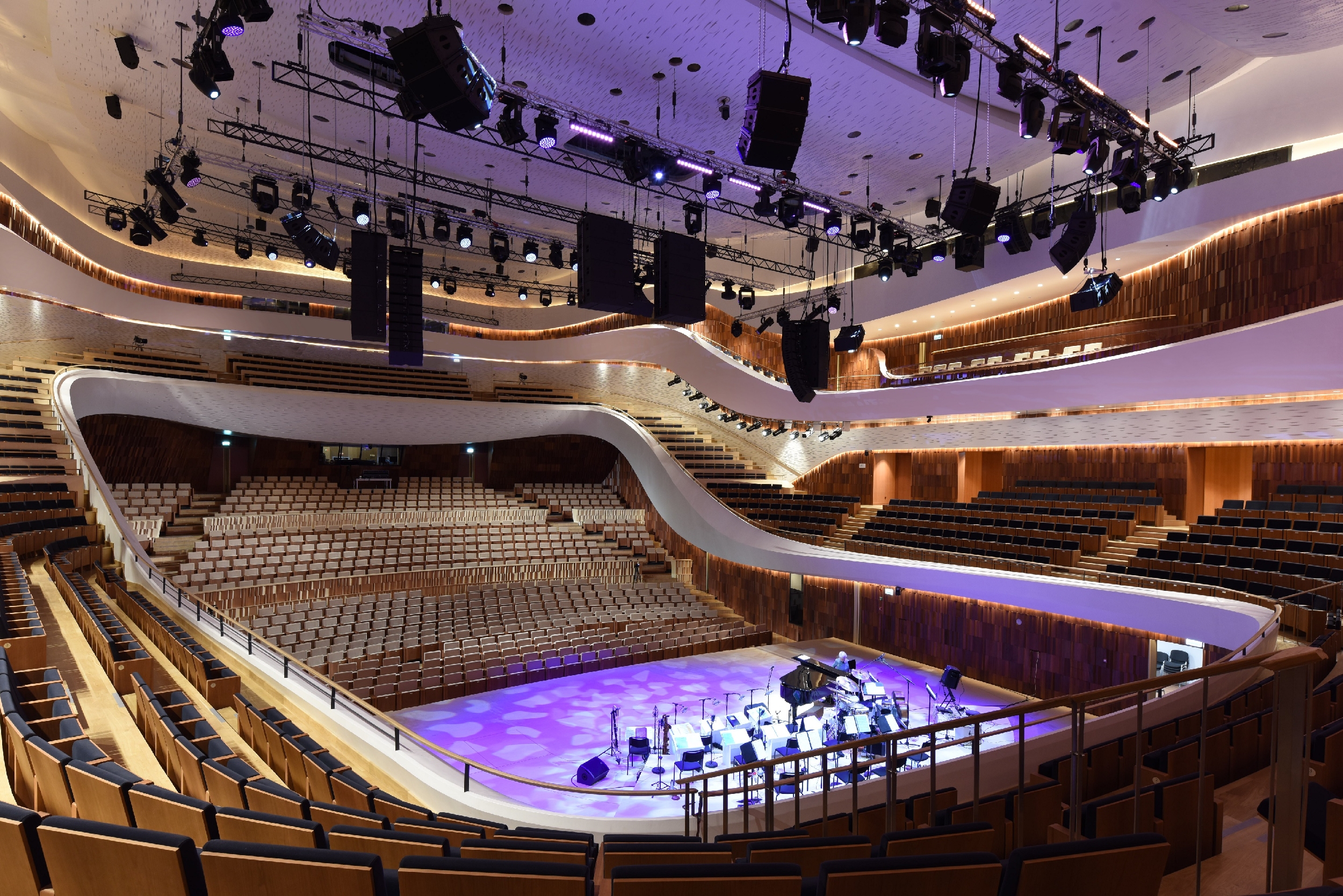 Большой зал