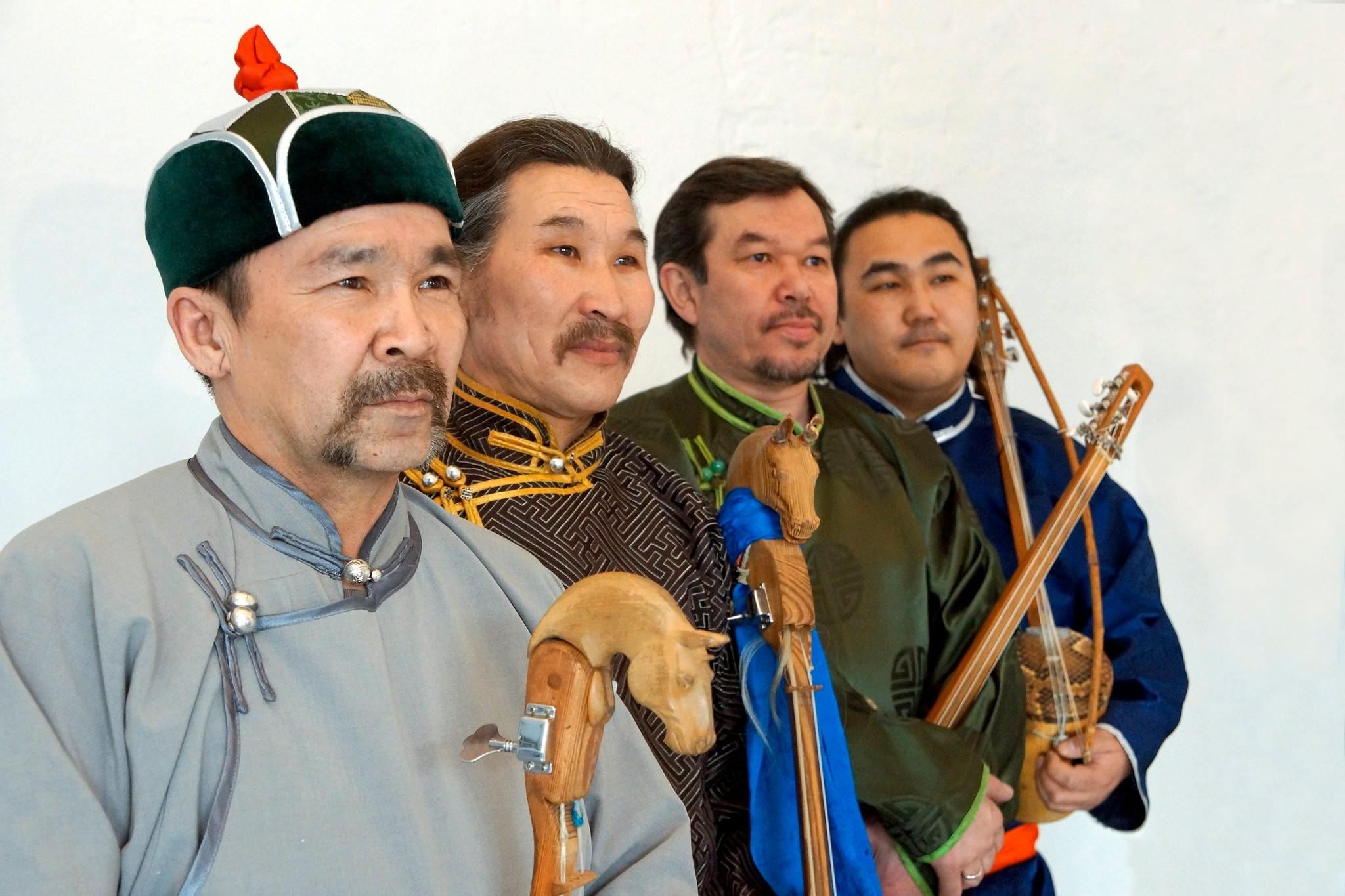 Хуун Хуур Ту