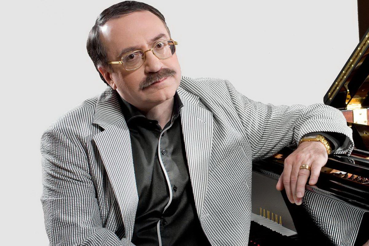 Даниил Крамер