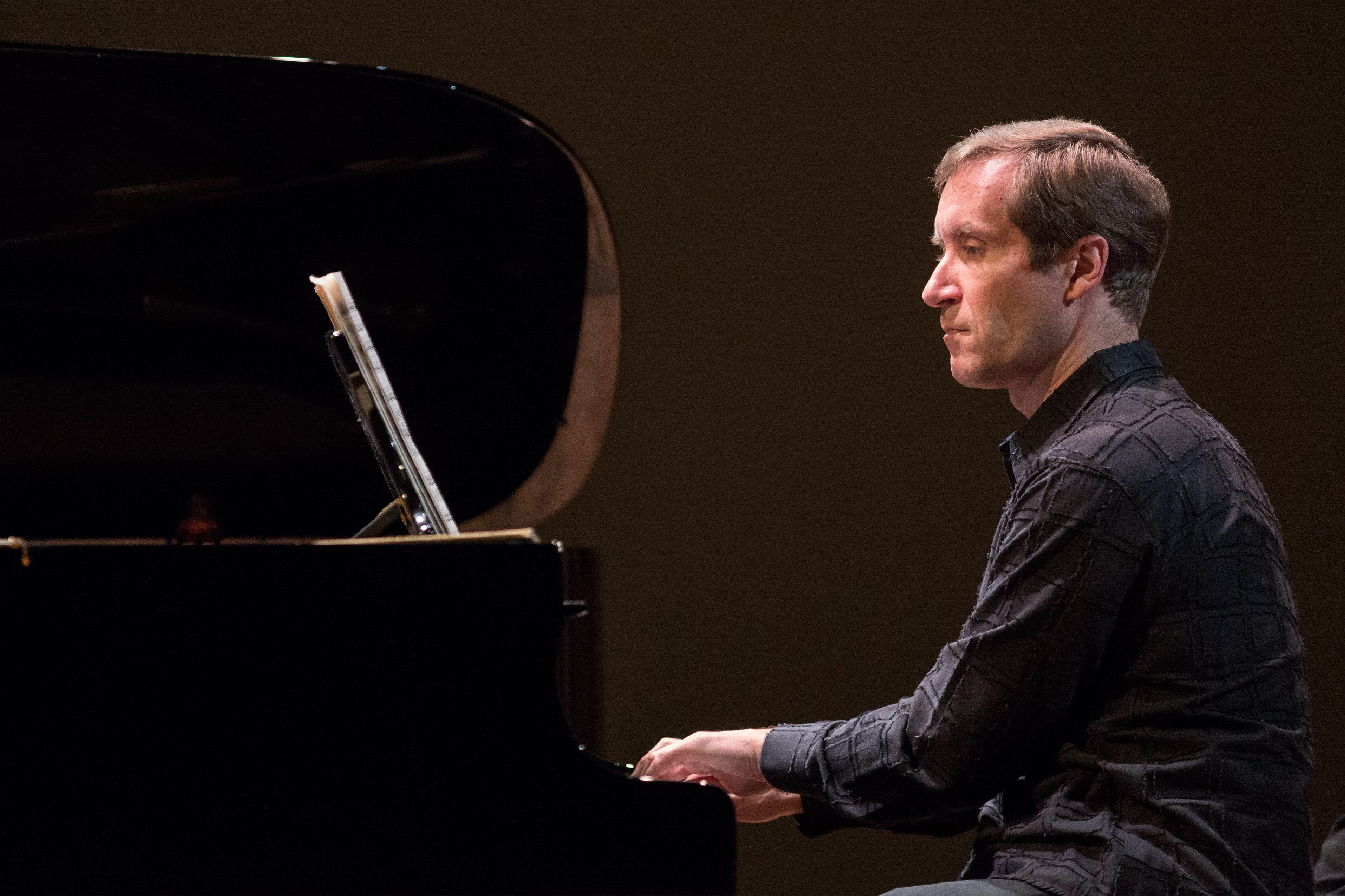 Н. Луганский (ф-но), АСО СПб филармонии, дирижёр - Д. Ботинис