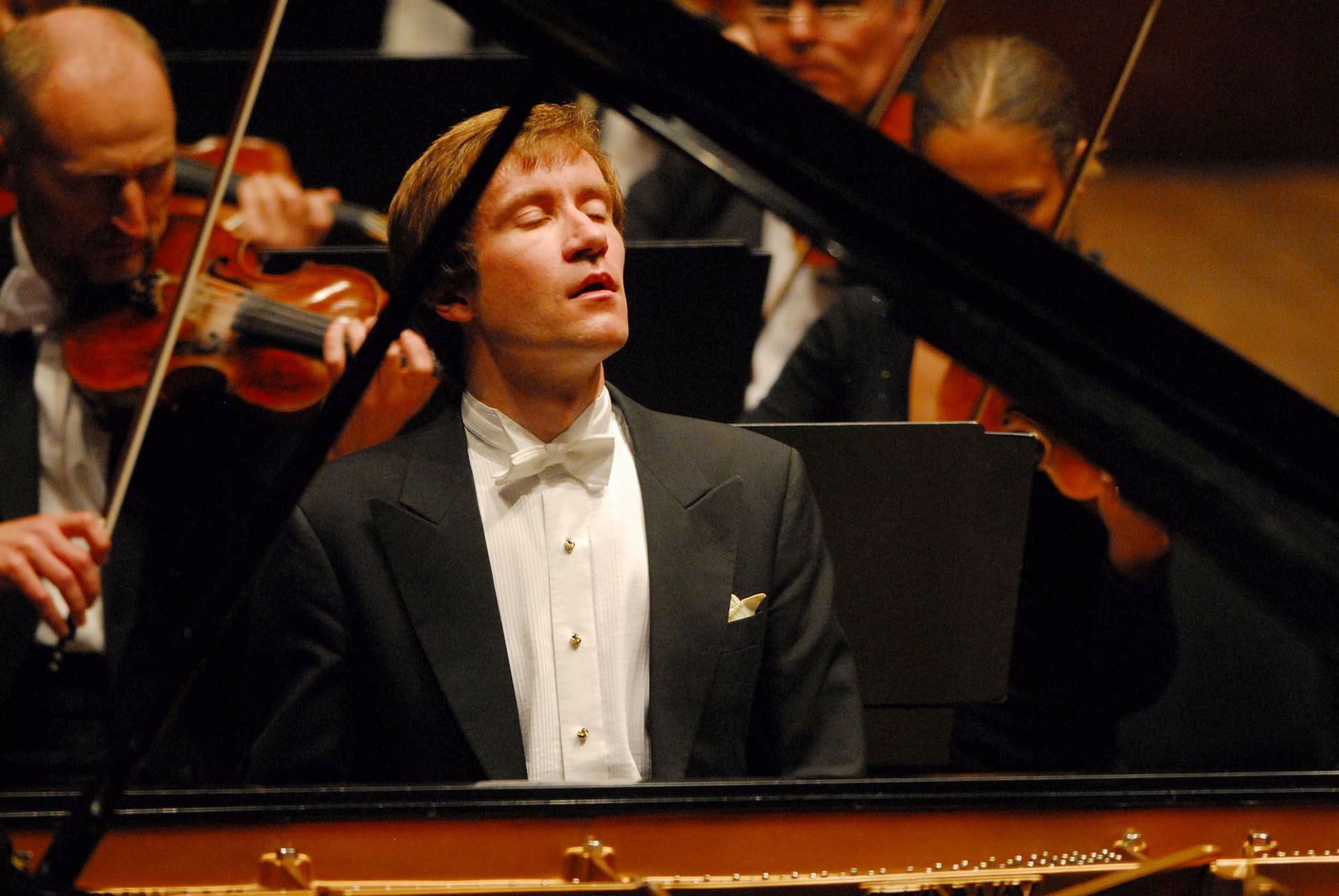 Н. Луганский (ф-но), АСО СПб филармонии, дирижёр - Д. Ботинис