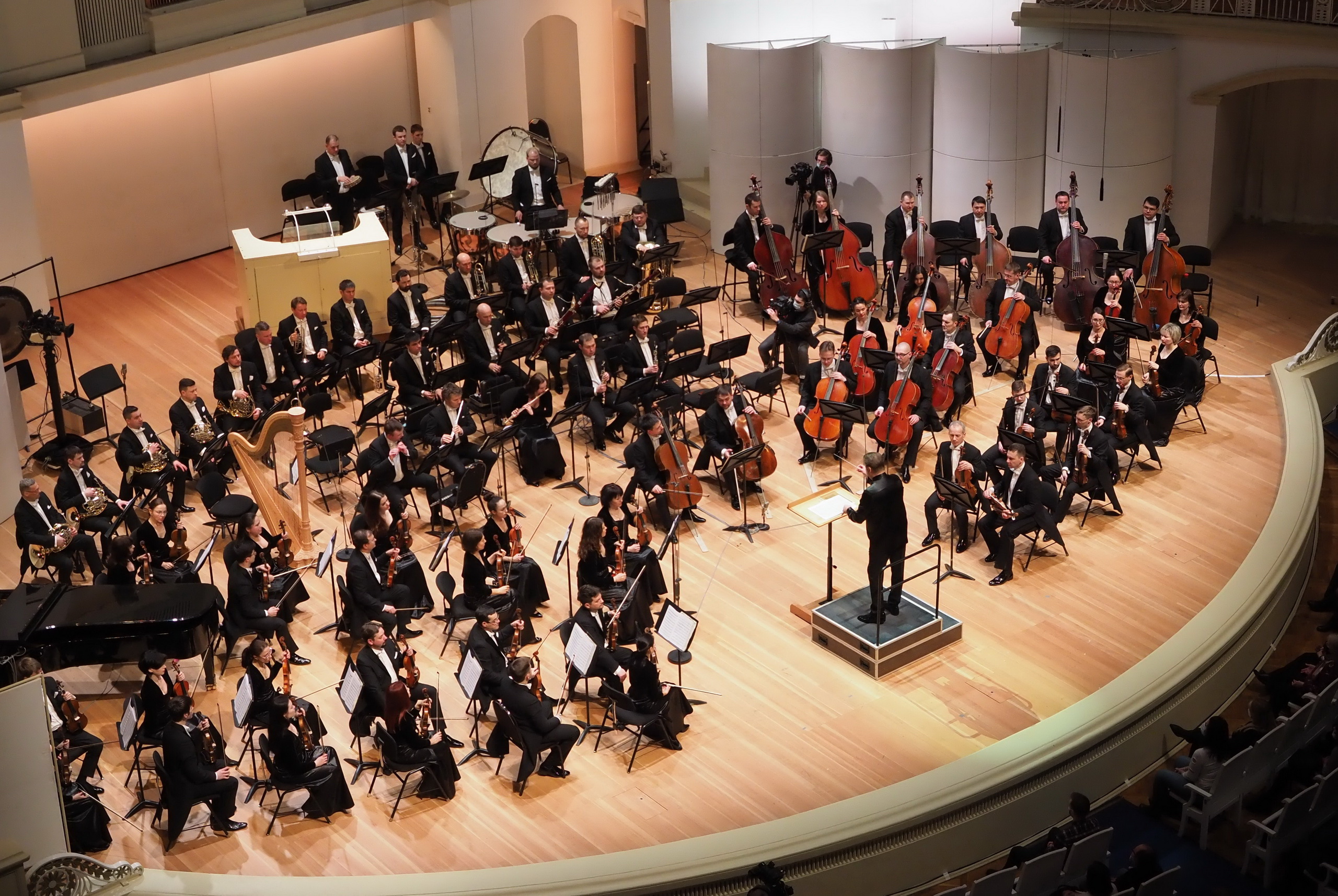 Д. Коган, (скрипка), ГАСО РТ, А. Сладковский (дирижёр)