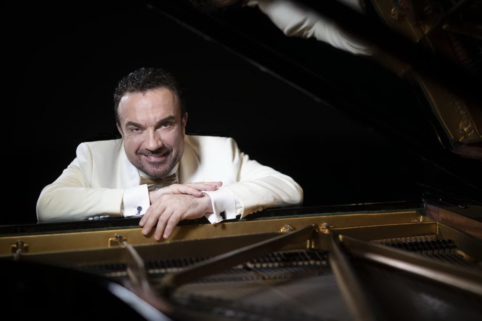 Сергей Жилин и оркестр Фонограф-Симфо-Джаз